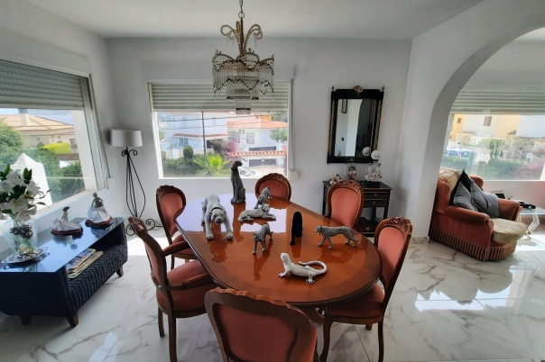 5 bed villa in Alfàs del Pi (l')
