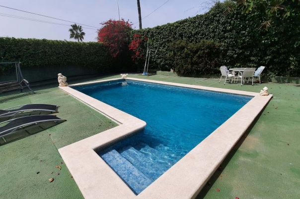 5 bed villa in Alfàs del Pi (l')