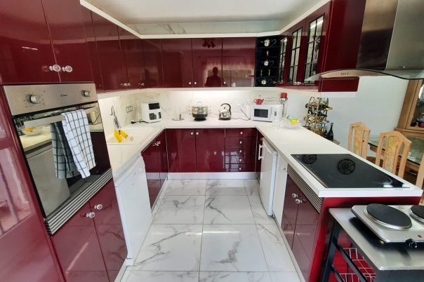 5 bed villa in Alfàs del Pi (l')