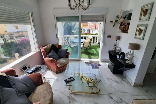 5 bed villa in Alfàs del Pi (l')