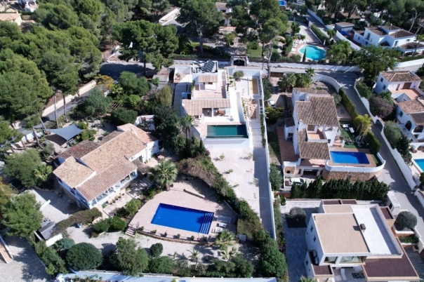 5 bed villa de lujo in Moraira