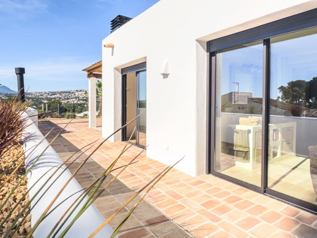 5 bed villa de lujo in Moraira
