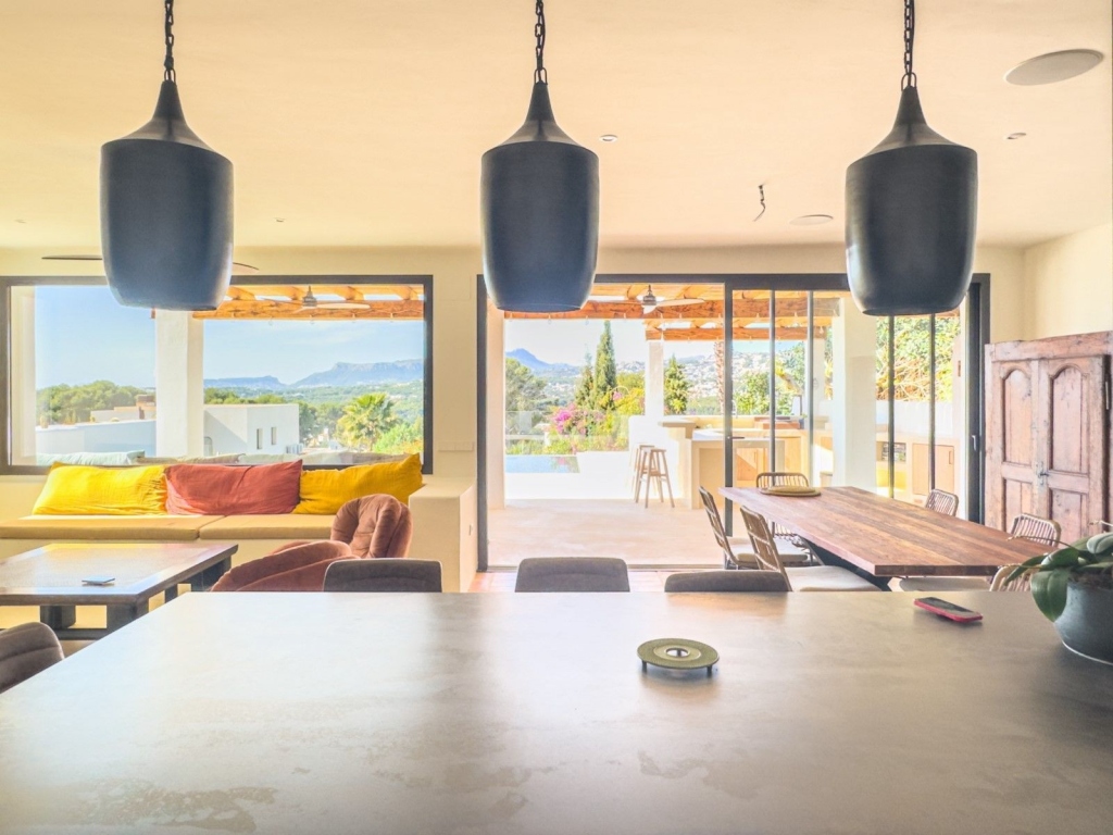 5 bed villa de lujo in Moraira