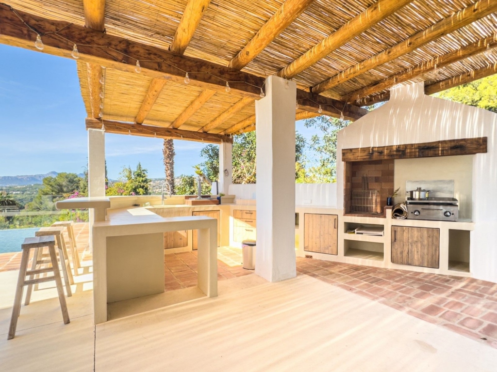 5 bed villa de lujo in Moraira