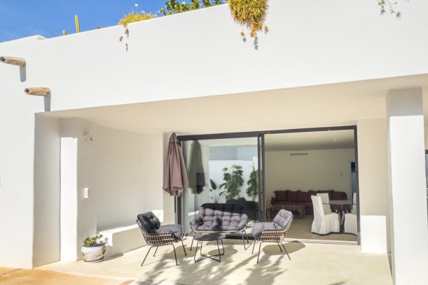 5 bed villa de lujo in Moraira