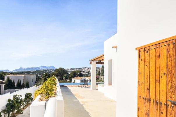 5 bed villa de lujo in Moraira