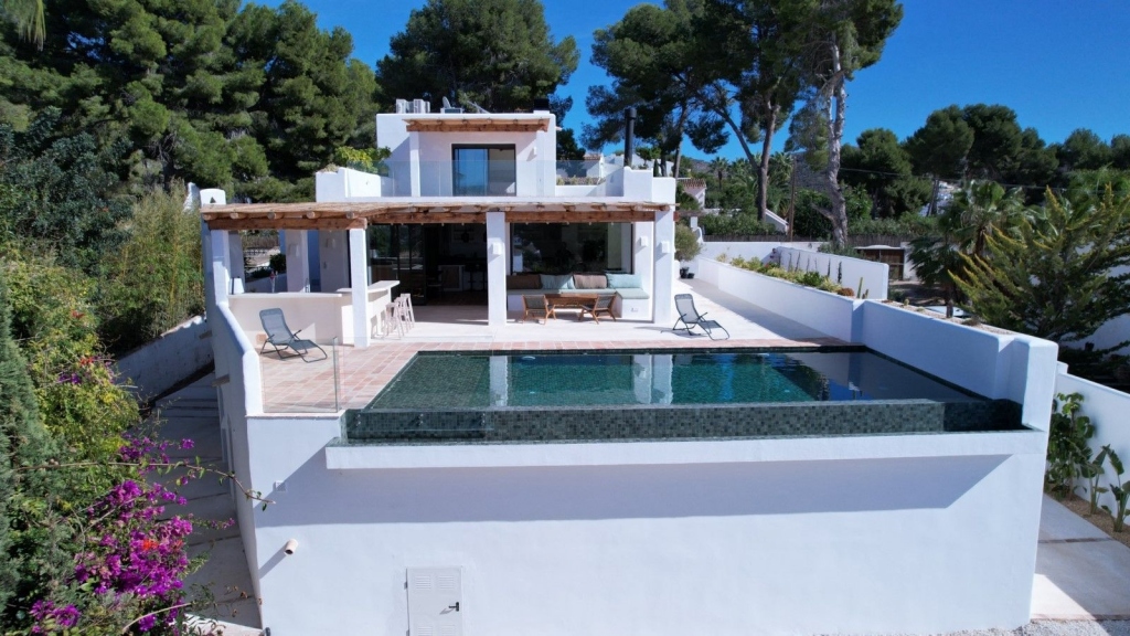 5 bed villa de lujo in Moraira