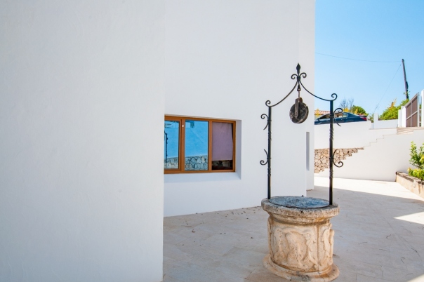 5 bed villa in Moraira