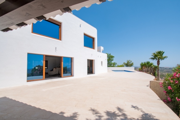 5 bed villa in Moraira