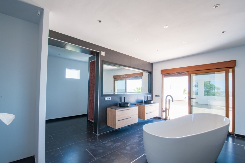 5 bed villa in Moraira