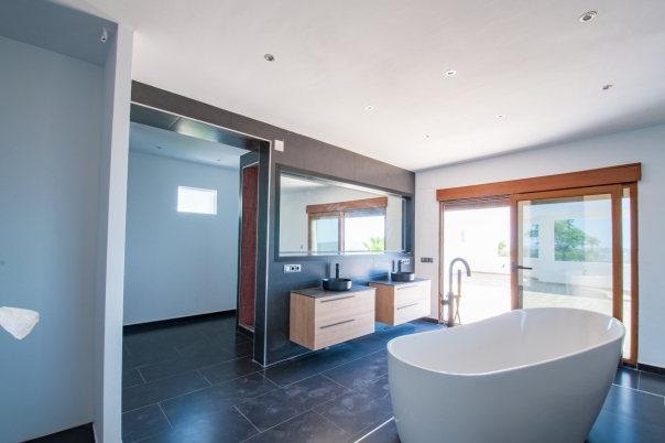 5 bed villa in Moraira