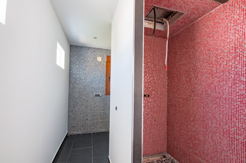 5 bed villa in Moraira