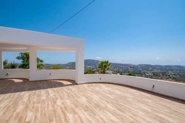 5 bed villa in Moraira