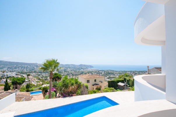 5 bed villa in Moraira