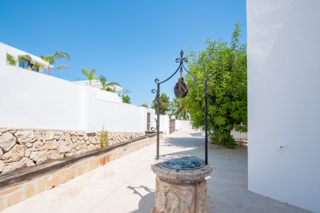 5 bed villa in Moraira