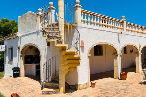 2 bed villa in Moraira