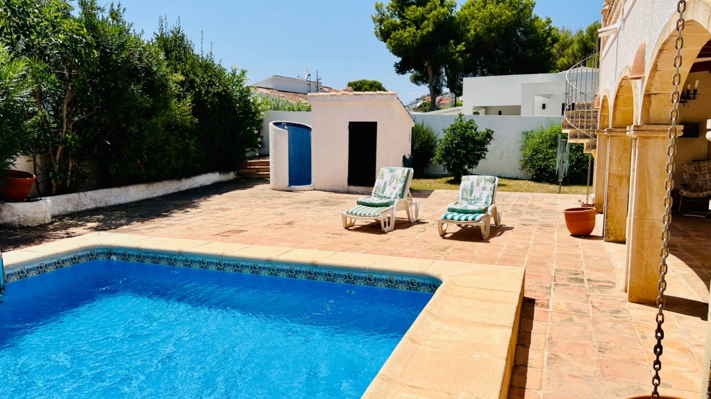 2 bed villa in Moraira