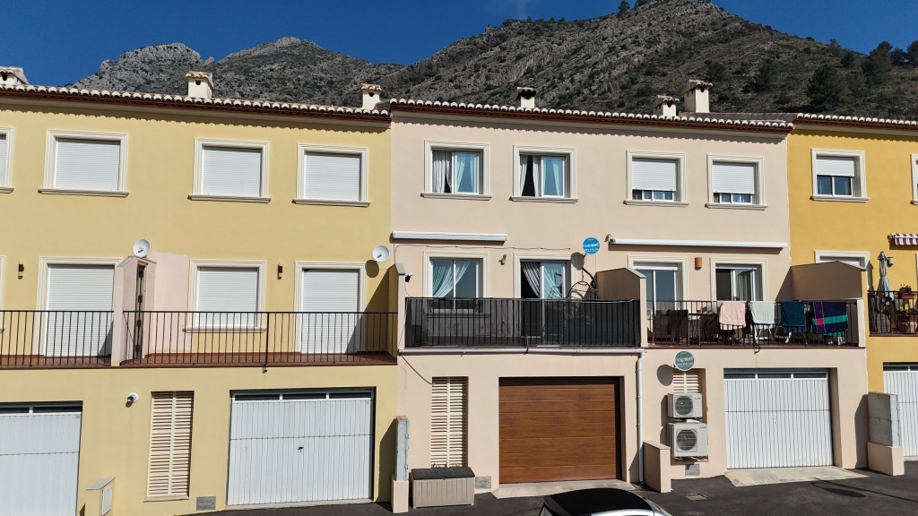 4 bed townhouse in Murla