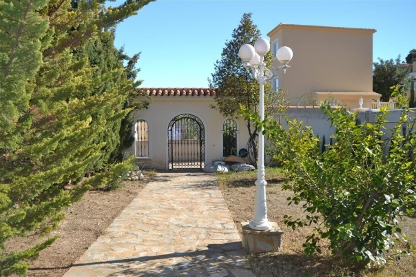 5 bed casa / chalet in Calpe / Calp