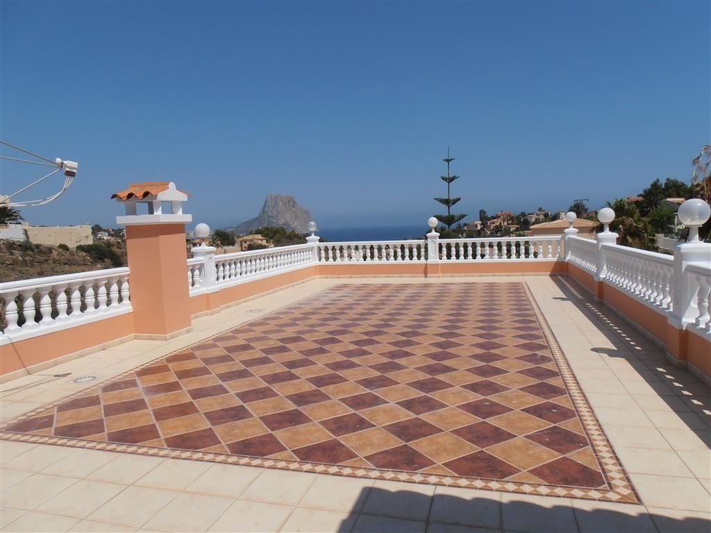 5 bed casa / chalet in Calpe / Calp