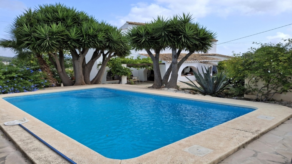 4 bed finca in Benitachell