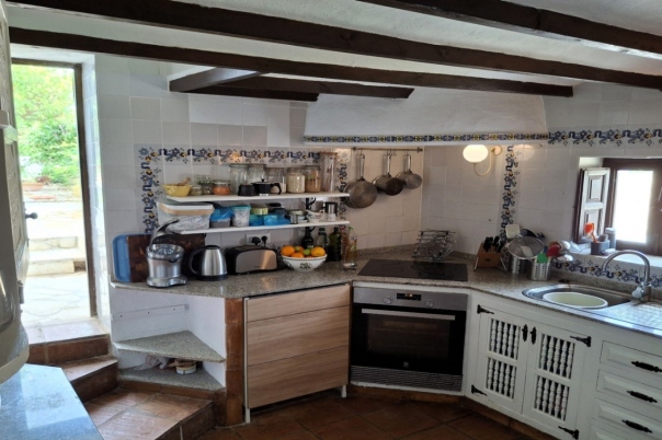 4 bed finca in Benitachell