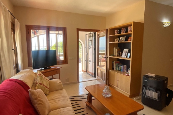 2 bed apartment in Teulada