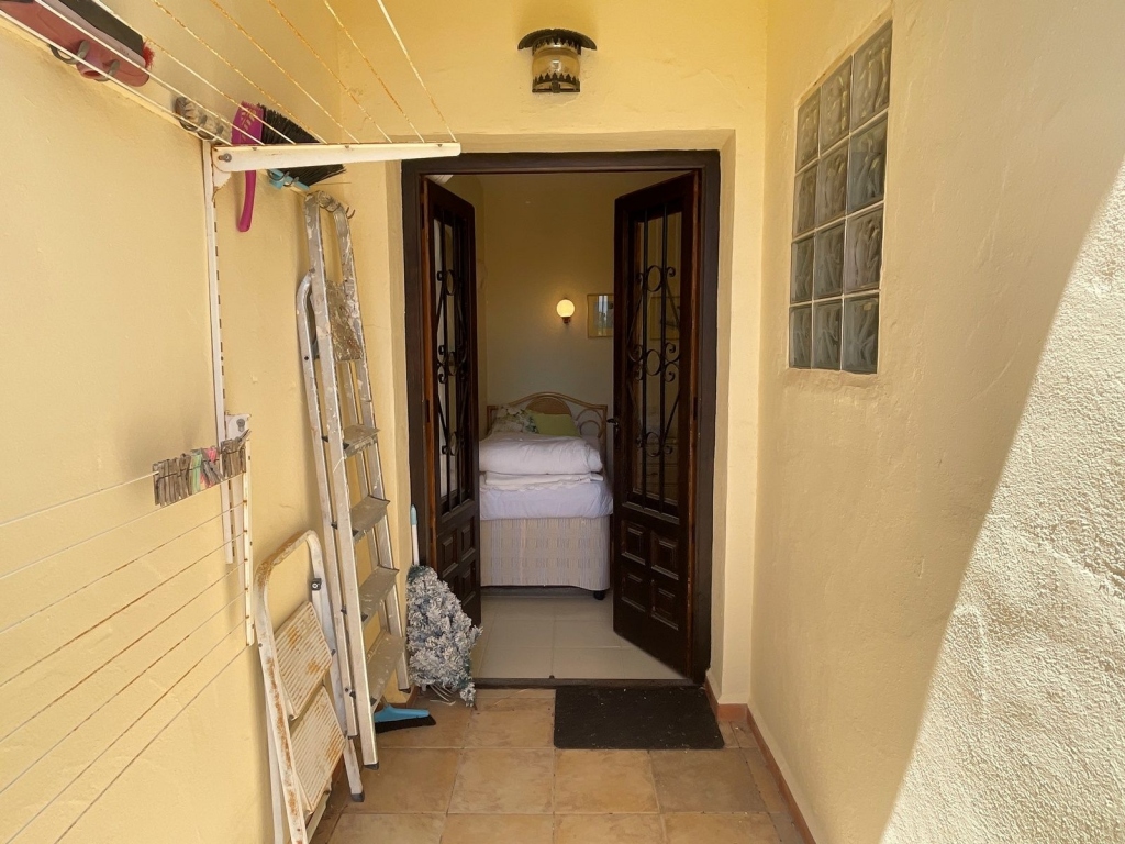 2 bed apartment in Teulada