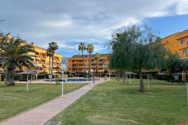 4 bed apartment in Denia