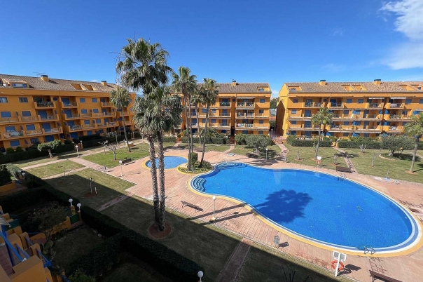 4 bed apartment in Denia