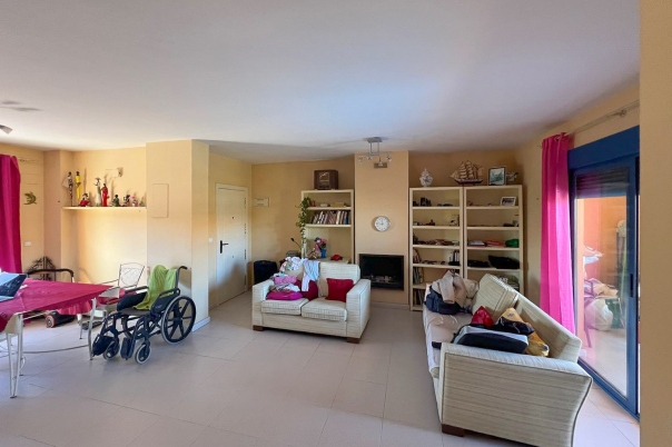 4 bed apartment in Denia