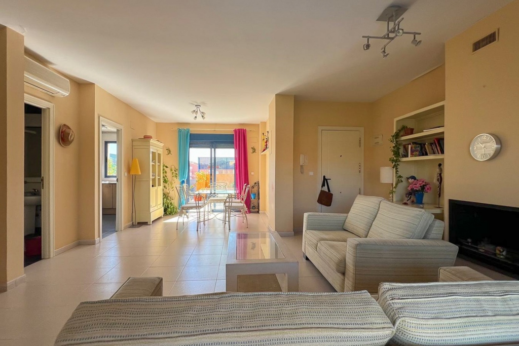 4 bed apartment in Denia