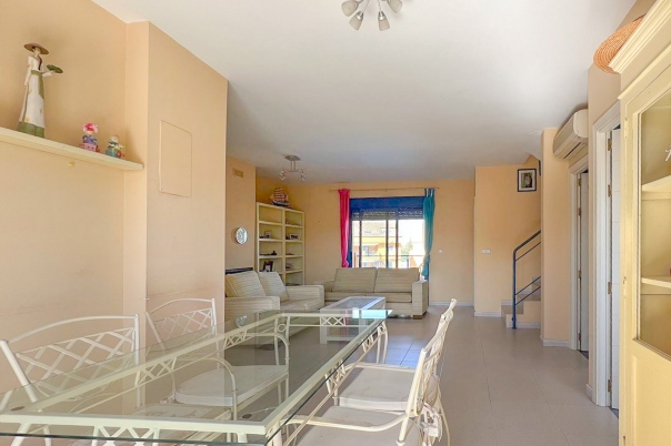 4 bed apartment in Denia