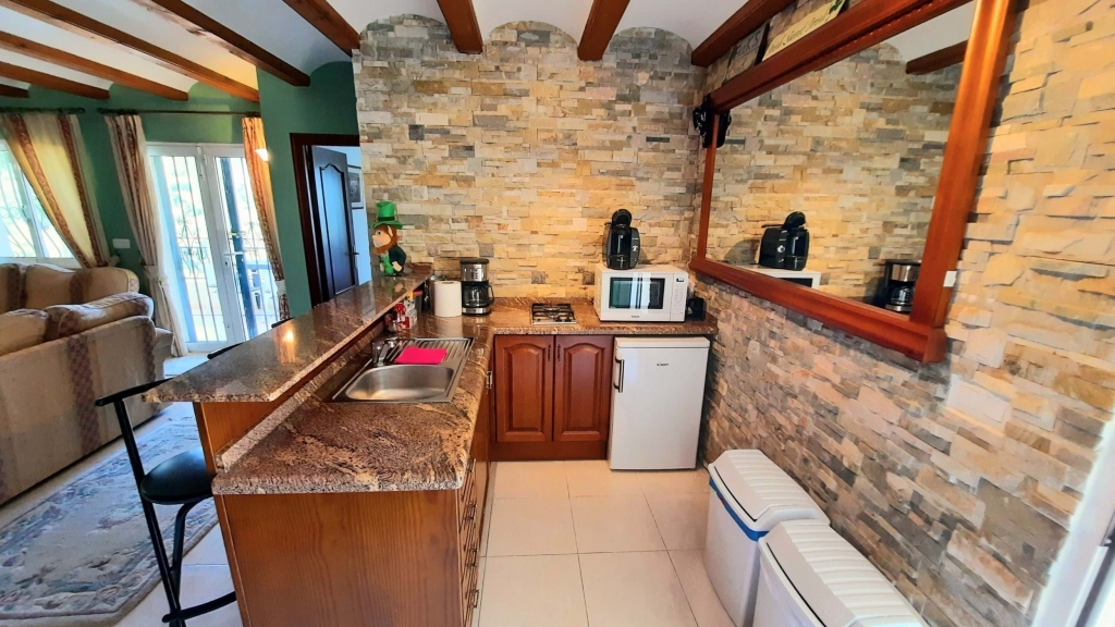 5 bed villa in Pedreguer