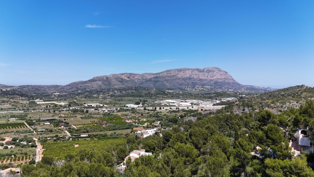 5 bed villa in Pedreguer