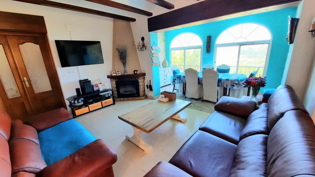 5 bed villa in Pedreguer