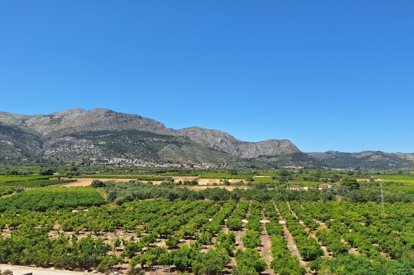 4 bed villa in Orba