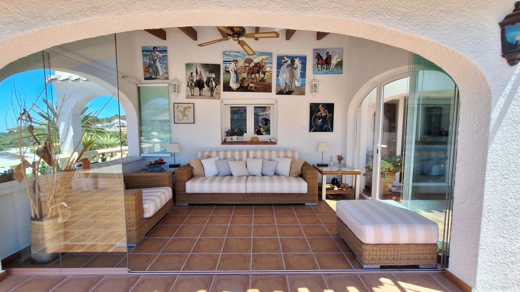 4 bed villa in Orba