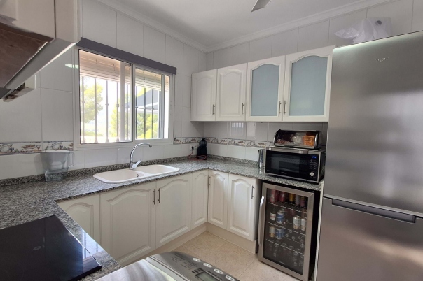 5 bed villa in Orba