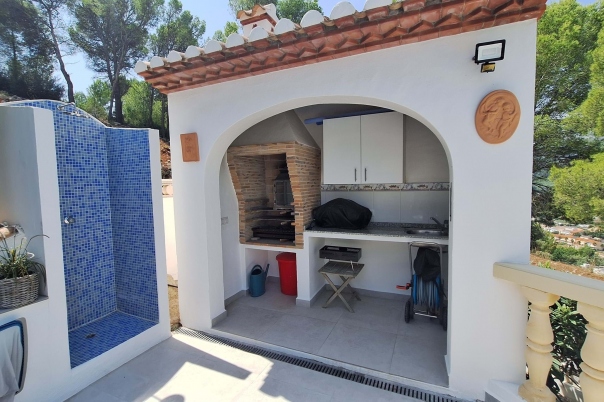 5 bed villa in Orba