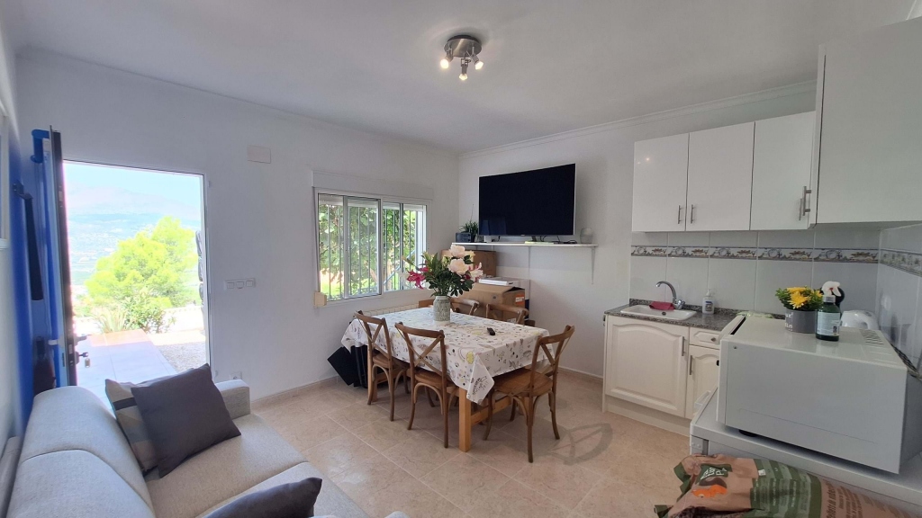 5 bed villa in Orba