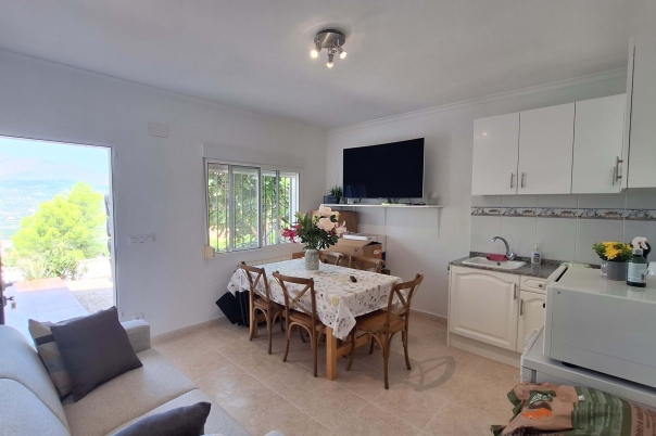 5 bed villa in Orba