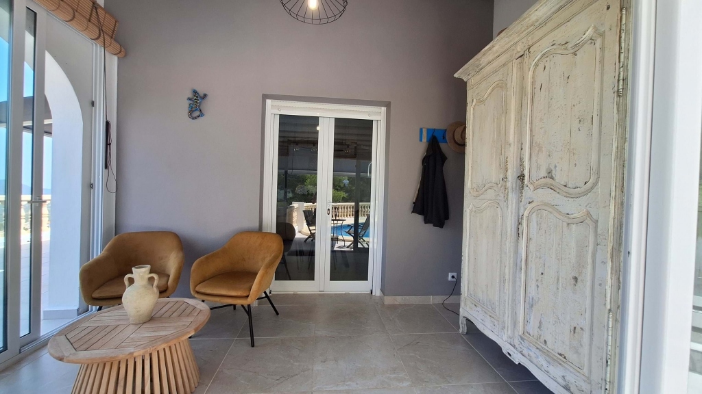 5 bed villa in Orba