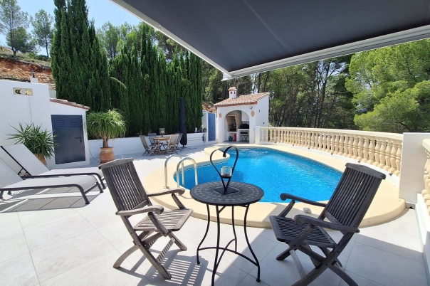 5 bed villa in Orba