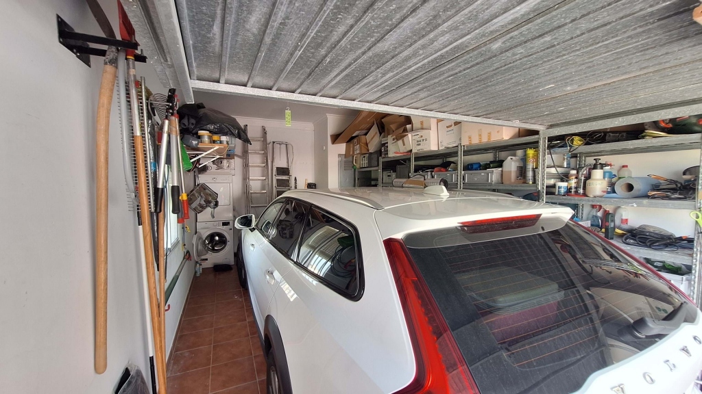 5 bed villa in Orba