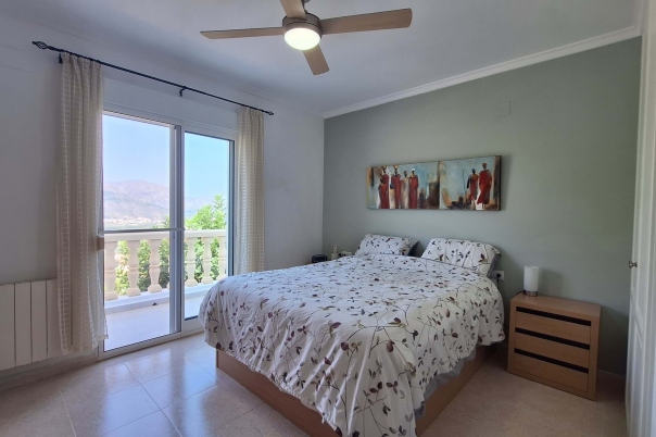 5 bed villa in Orba