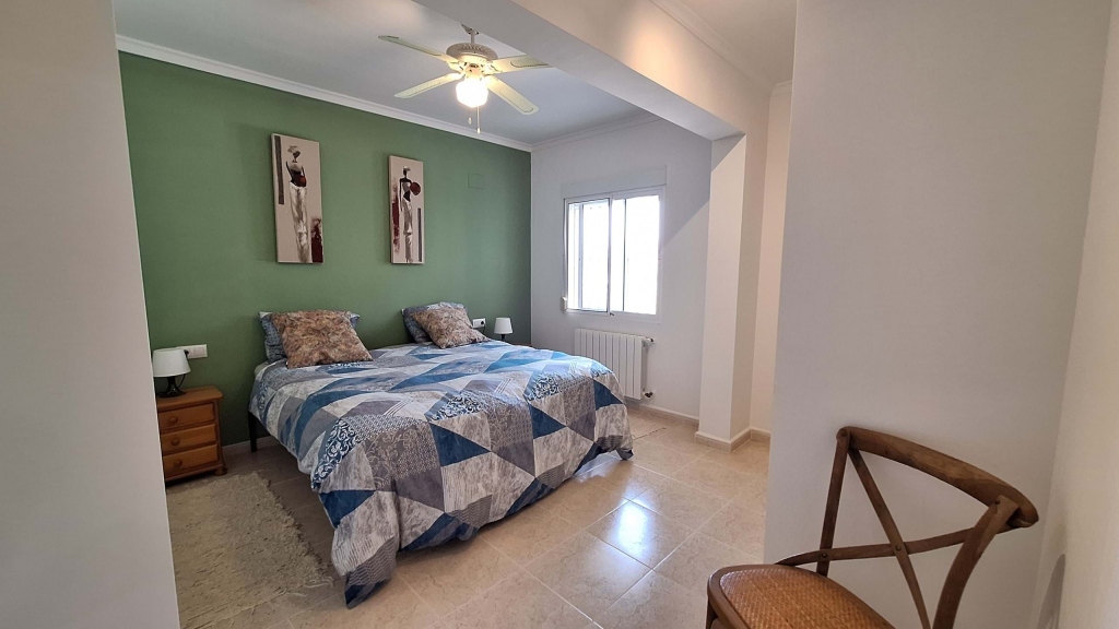 5 bed villa in Orba