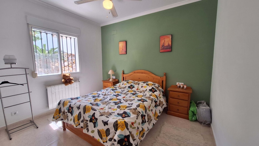 5 bed villa in Orba