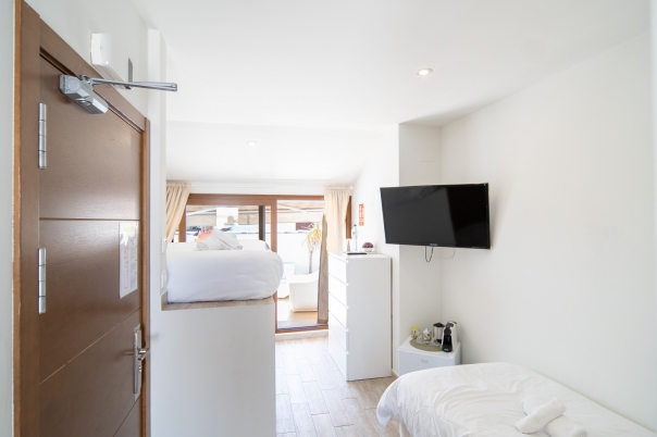 5 bed commercial in Javea