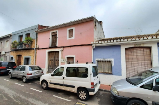 4 bed townhouse in Dénia